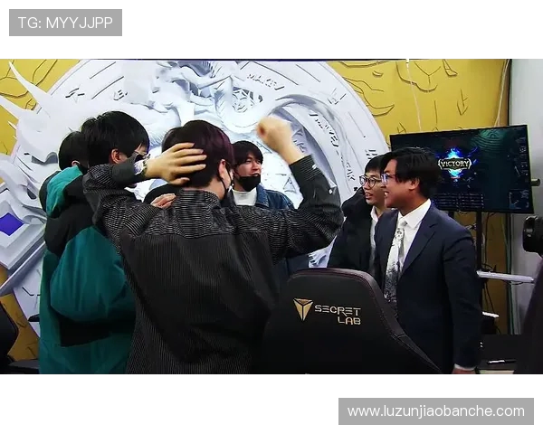 CSGO战术解析：深入剖析EDG战队的进攻策略与技巧